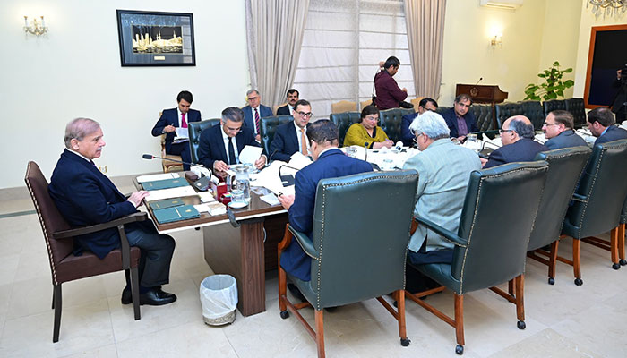Prime Minister Shehbaz Sharif chairing the review meeting on expediting FBRs legal cases, Islamabad, 16 January 2025.—PID