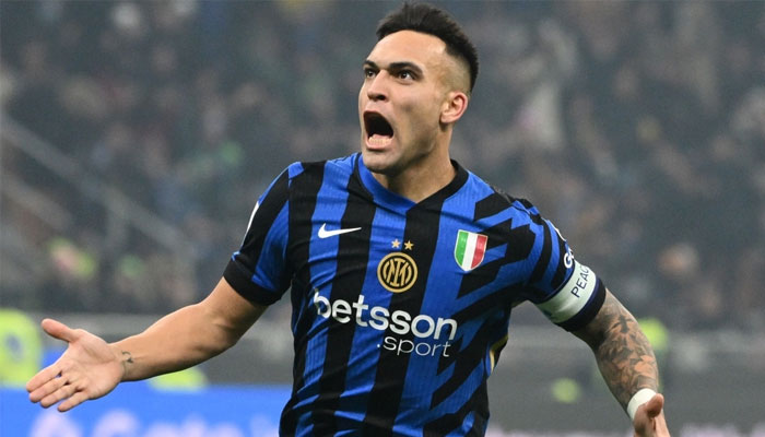 Inter Milan’s Lautaro Martinez celebrates scoring his teams first goal. —AFP/File