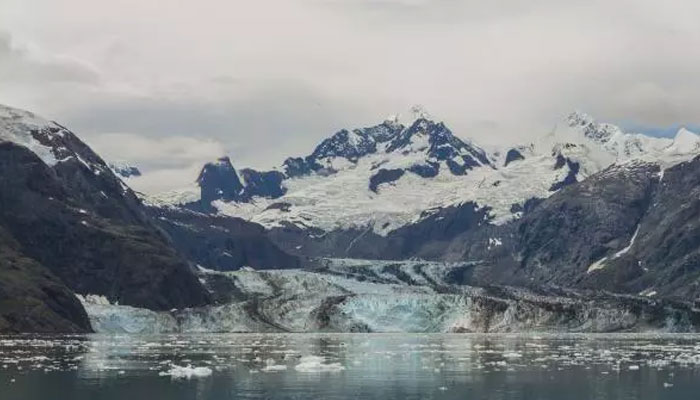 A view of a mountain covered with ice. — UNESCO website/File