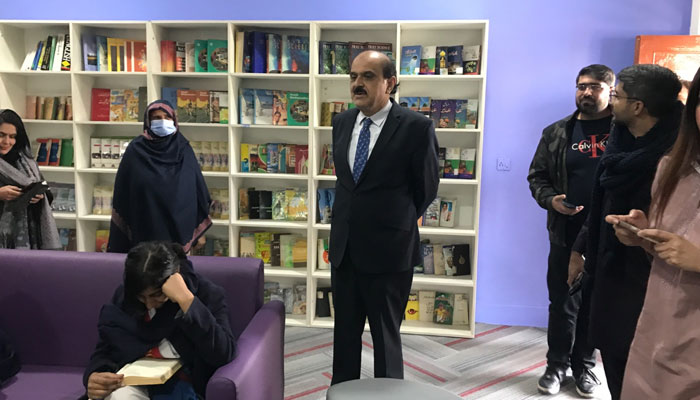 Federal Education Secretary Muhiyuddin Ahmad Wani visits the Islamabad Model School for Girls (VI-X), F-7/2 on January 23, 2025. — Facebook@mofept