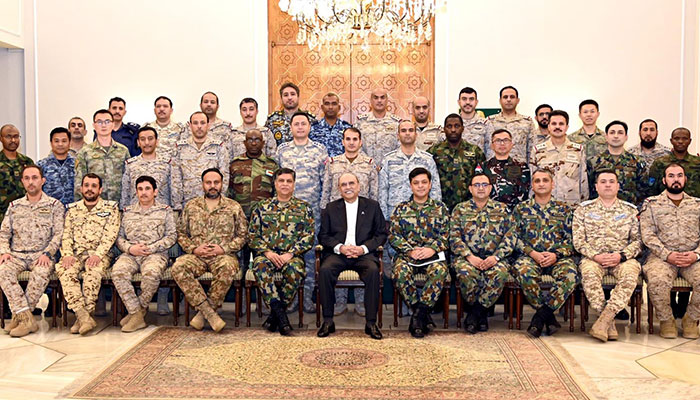 President Asif Ali Zardari in a group photo with the participants of the 38th Air War Course, currently undergoing training at the PAF Air War College Institute Karachi, at Aiwan-e-Sadr on 23-01-2025.— PID