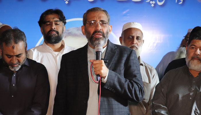 Karachi Jamaat-e-Islami (JI) Emir Monem Zafar addresses the participants during an inauguration beautification work of  Alhassan Chowk in Nazimabad on January 30, 2025. — Facebook@Khijamaat