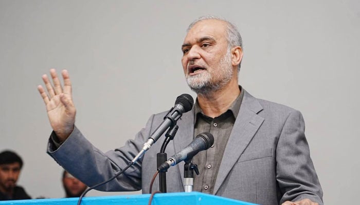 Jamaat-e-Islami (JI) Ameer Hafiz Naeem ur Rehman addresses the training workshop for the JI workers on January 30, 2025. — Facebook@HafizNaeemRehman