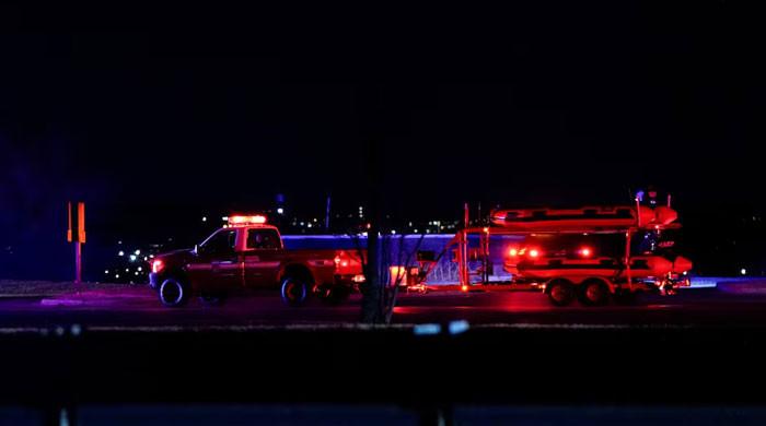 No survivors after helicopter collides with plane over Washington