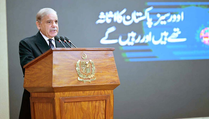 Prime Minister Muhammad Shehbaz Sharif addresses Overseas Pakistanis Global Foundations Convention on February 4, 2025. — APP