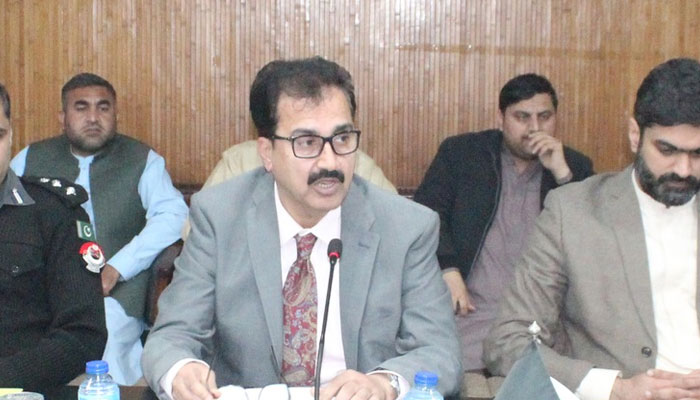 Sarhad Chamber of Commerce and Industry (SCCI) President Fazal Moqeem Khan speaks in a meeting on February 6, 2025. — Facebook@scci.peshawar