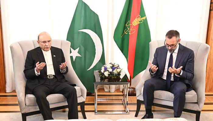 President Asif Ali Zardari offering Fateha over the demise of Prince Karim Aga Khan with Prince Rahim Al-Hussaini Aga Khan, in Lisbon on February 10, 2025.— PID