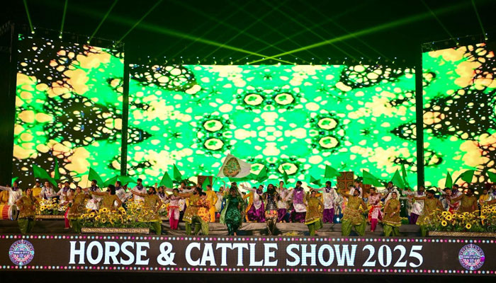 Artists performing at Horse and Cattle show closing ceremony on February 25,2025. —Facebook@TheMaryamNSharif