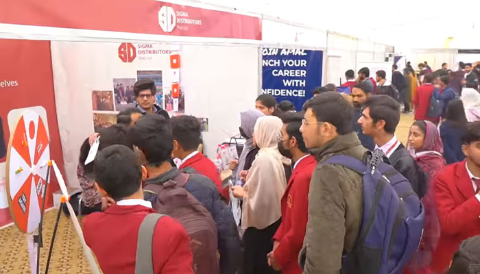 Students visit stalls during the Career Expo at GCU on February 25, 2025. — Screengrab via Facebook@gcuniversitylhr1