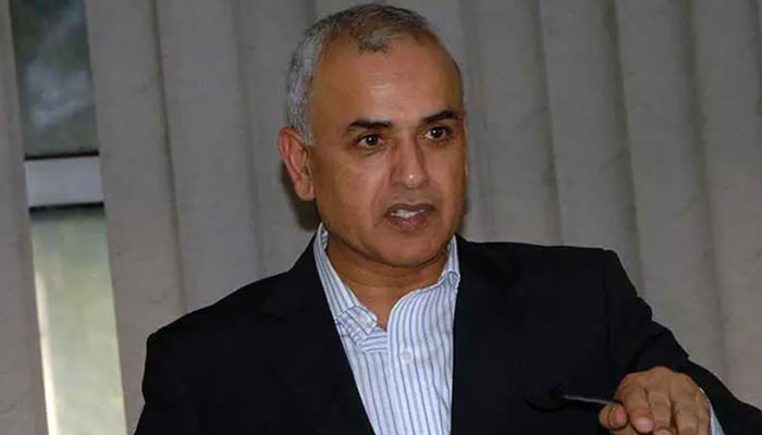 Ruda Chairman Shahid Ashraf Tarar gestures as he speaks to someone. — Radio Pakistan/File