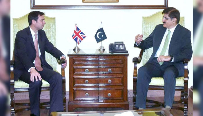 Sindh Chief Minister Syed Murad Ali Shah meets the newly appointed British Deputy High Commissioner, Lance Domm, at the CM House on March 5, 2025. — APP