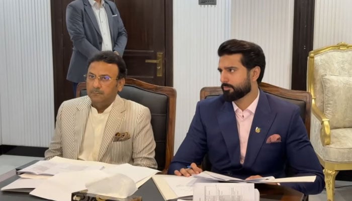 Sindh Home Minister Ziaul Hassan Lanjar (left) in a meeting with provincial anti-corruption minister Muhammad Bakhsh Mehar on March 7, 2025. — Screengrab via Facebook@Minister for Home and Law Sindh