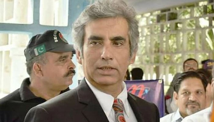 Gynecologist and Principal Ameer Uddin Medical College Prof Dr Muhammad Al-Fareed Zafar. — Facebook@eves.emed/File