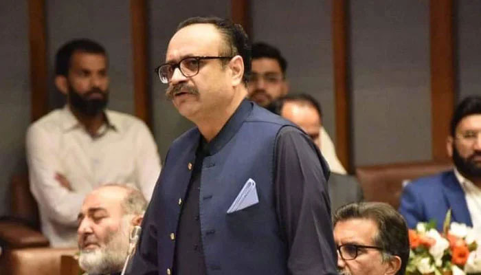 Former AJK PM Tanveer Ilyas addressing AJK Legislative Assembly. — X@PMOAJK/File