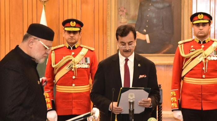One federal, two state ministers sworn in