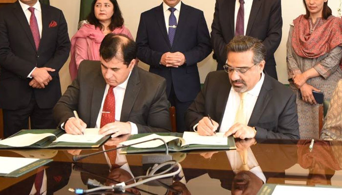 MOU signing ceremony between FDE National Vocational & Technical Training Commission and  NUML on March 25, 2025. — Facebook@NUMLOFFICIALPAGE