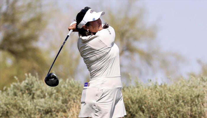 Vu outduels Hull to grab lead at LPGA Ford Championship Vu outduels Hull to grab lead at LPGA Ford Championship