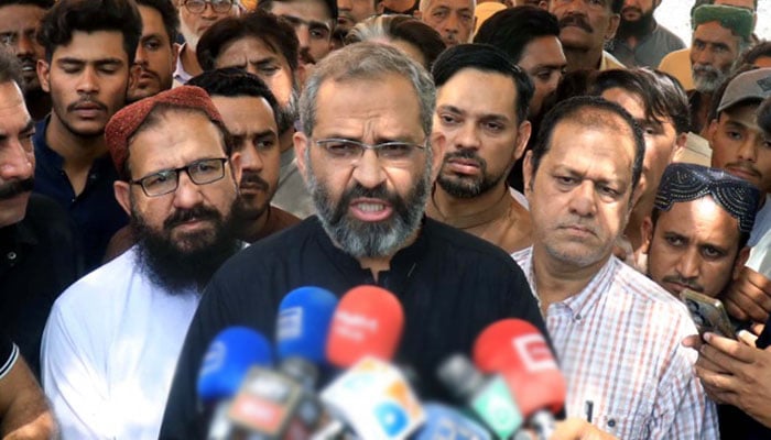 JI Karachi Chief Monem Zafar talks with media persons after attending funeral prayer of Abdul Rehman, who died after falling into a sewerage hole on the third day of Eid at Moach Goth, at Maripur area in Karachi on April 3, 2025. — PPI