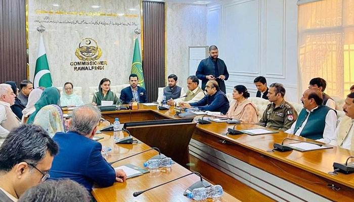 Senior Provincial Minister Marriyum Aurangzeb Friday chairs a high-level review meeting at the Commissioner Office Rawalpindi on April 4, 2025. — APP