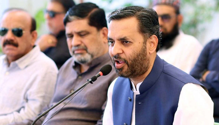 Federal Health Minister and Muttahida Qaumi Movement-Pakistan (MQM-P) MNA Mustafa Kamal addressing a press conference. — PPI/File