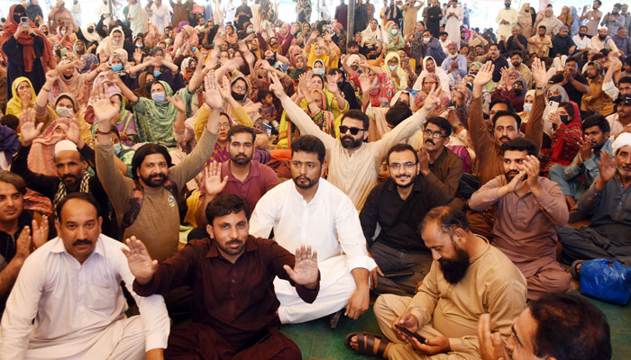 Activists of Grand Health Alliance shouting slogans during protest in favour of their demands at Faisal Chowk, in Lahore on April 10, 2025. Online