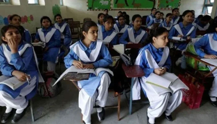 Representational image shows students listen to their teacher during a lesson at the Islamabad College for girls in Islamabad, Pakistan. — Reuters/File