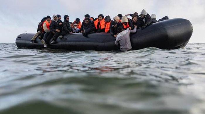 France, UK mull migrant swaps in bid to stem Channel crossings