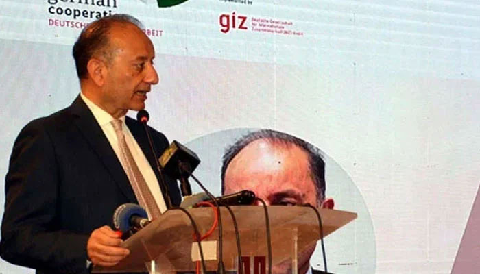 Federal Minister for Climate Change and Environmental Coordination Senator Musadik Masood Malik addresses an event in Islamabad on April 10, 2025. — PPI