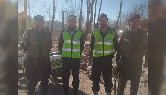 KP police personnel stand alert in the Kurram district on March 21, 2025. — Facebook@Kpkpolicekurramofficial