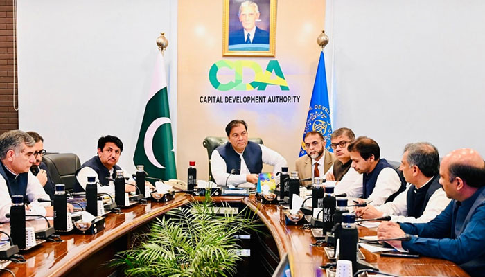 CDA Chairman Muhammad Ali Randhawa chair a meeting at CDA Headquarters on April 25, 2025. — Facebook@cda.isb.pk