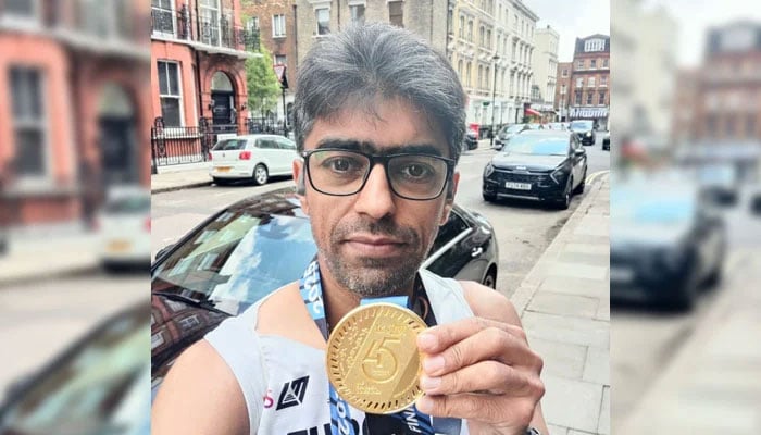 Pakistani runner Furqan Masood at 2025 London Marathon. — Reporter/Faizan Lakhani/File