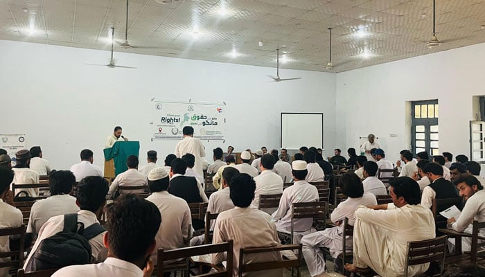 Participant speaks during a seminar on Right to Information (RTI) laws organised by Youth Alliance for Peace and Development (YAPD) at Government Degree College, Ekkaghund, Mohamand on April 29, 2025. — Facebook@YouthAllianceforPeaceandDevelopment