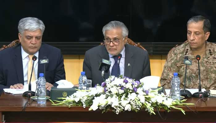 Deputy Prime Minister and Foreign Minister Ishaq Dar (Centre) addresses press conference along with Director-General (DG) Inter-Services Public Relations (ISPR) Lieutenant General Ahmed Sharif Chaudhry and Foreign Office spokesperson Shafqat Ali Khan in Islamabad, April 30, 2025. — Screengrab via YouTube/Geo News
