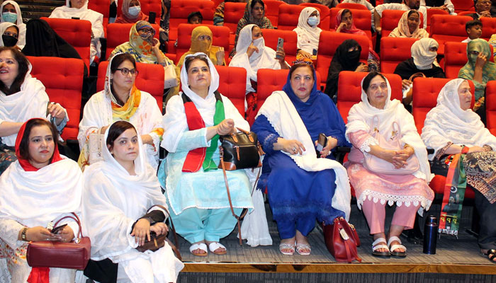 BISP Chairperson Rubina Khalid and others during Labour Convention arranged by the Peoples Labour Bureau on the occasion of International Labour Day at Nishtar Hall in Peshawar on May 1, 2025. — PPI