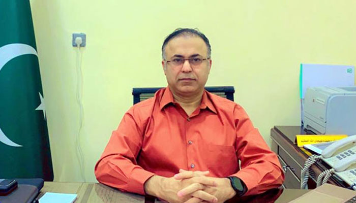 Director General Jeddah and Head of the Pakistan Haj Mission, Abdul Wahab Soomro looks on in this image. — State Media/File