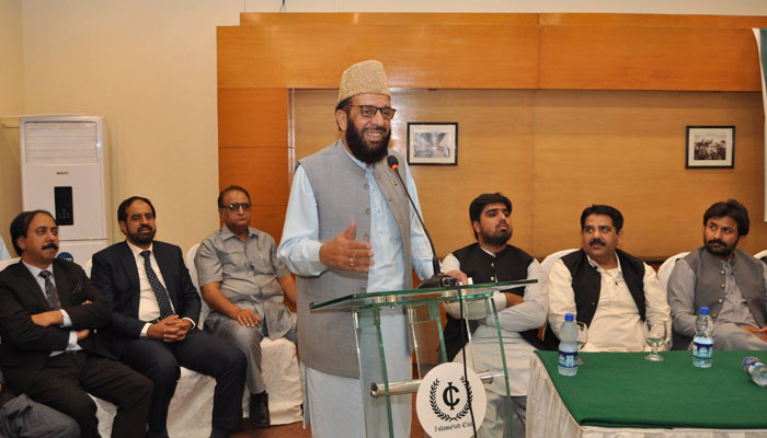 Federal Minister for Religious Affairs, Sardar Muhammad Yousuf speaks during a reception on April 30, 2025. — Facebook@maroof.anjum3