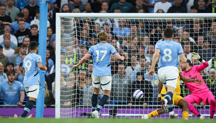 Manchester Citys Kevin De Bruyne scores the winner against Wolves. —AFP/File