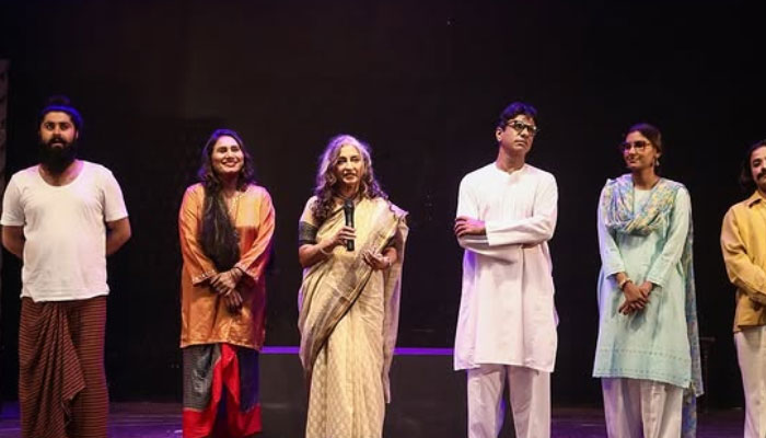 Tehrik-e-Niswan performers seen on a stage. — Facebook@acpkhiatf/File