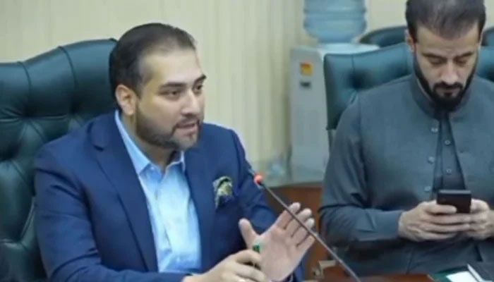 Punjab Minister for Agriculture & Livestock Syed Ashiq Hussain Kirmani chairs a meeting on March 12, 2025. — Screengrab via Facebook@Syed.Ashiq.Kirmani