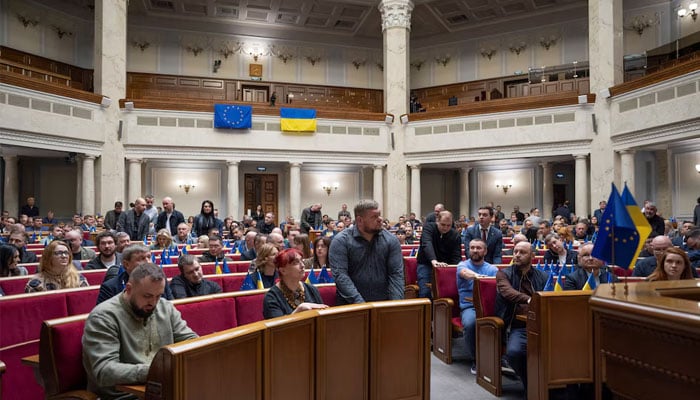 Ukrainian lawmakers vote for a ratification of the deal with the United States about mineral resources during a session of parliament, amid Russias attack on Ukraine, in Kyiv, Ukraine May 8, 2025.—Reuters