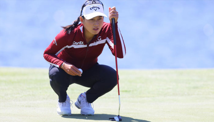 Thailands Jeeno Thitkul lines up a putt on the way to the 54-hole lead at the LPGA Mizuho Americas Open. —AFP/File