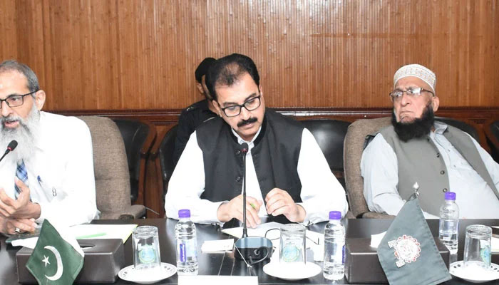 SCCI president Fazal Moqeem Khan speaks during a meeting on May 3, 2025. — Facebook@sarhadchamber