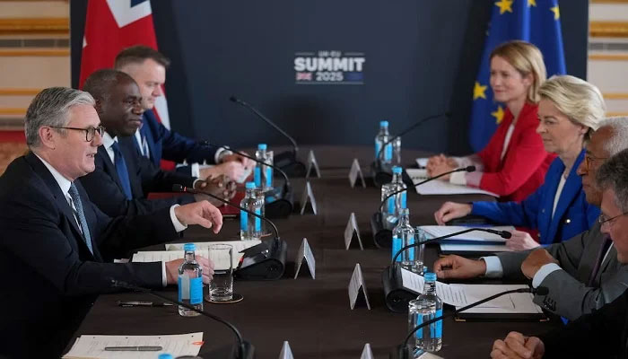 Britainss Prime Minister Keir Starmer speaks to European Commission President Ursula von der Leyen, and European Council President Antonio Costa, during a meeting between the UK and the European Union to discuss closer ties in their first official summit since Brexit, in London, Britain, May 19, 2025. — Reuters