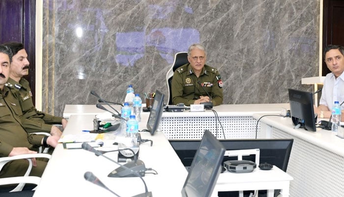 Inspector General of Police (IGP), Punjab, Dr Usman Anwar chairs the Crime Control Department (CCD) meeting on May 26, 2025. — Facebook@PunjabPolicePakistanOfficial