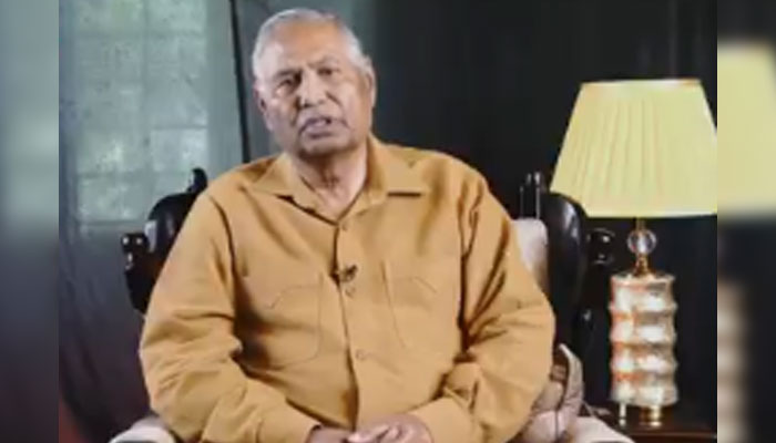 President of Pakistan National Heart Association (PANAH) Major General (R) Dr. Masuod Ur Rahman Kiani speaks in a video message. — Screengrab via Facebook@Panah840/File