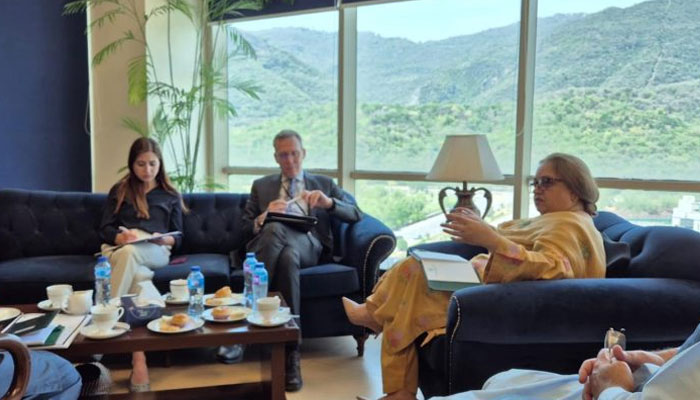 European Union (EU) delegation, led by Mr. Jeroen Willems, EU Head of Cooperation in Pakistan met with Secretary MoHR, Ms. Humera Ahmad to discuss human rights cooperation. —APP/File