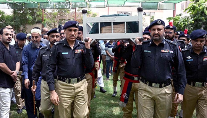 Funeral prayer of martyred police Constable Shahryar Ali, who was martyred by unknown accused in firing incident within the limits of Yousaf Plaza Police Station, is being offering at Garden Police Headquarter in Karachi on June 2, 2025. — PPI