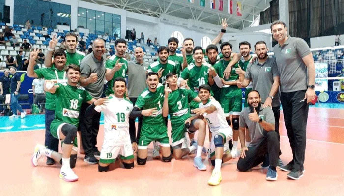 Pakistan volleyball team poses for a photo after securing the bronze medal with a commanding 3-1 victory over Kazakhstan on June 4, 2025. — Reporter/Faizan Lakhani