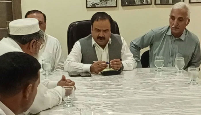Qaumi Watan Party (QWP) provincial Chairman Sikandar Hayat Khan Sherpao speaks at a meeting of the party office-bearers Peshawar chapter on July 28, 2024. — Facebook@SikandarSherpao.official