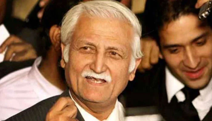 Former senator Farhatullah Babar can be seen in this undated image. — APP File